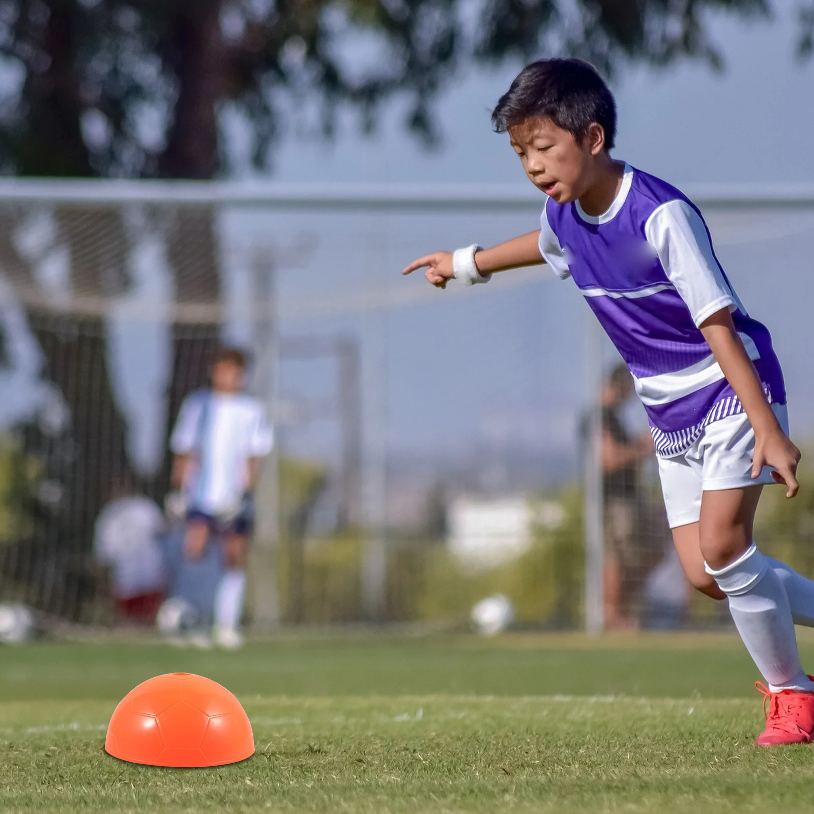 4Pcs Soccer Training Discs Pe Material Durable Bright Color Football Training Markers Agility Cones Sports Equipment
4Pcs Soccer Training Discs Pe Material Durable Bright Color Football Training Markers Agility Cones Sports Equipment