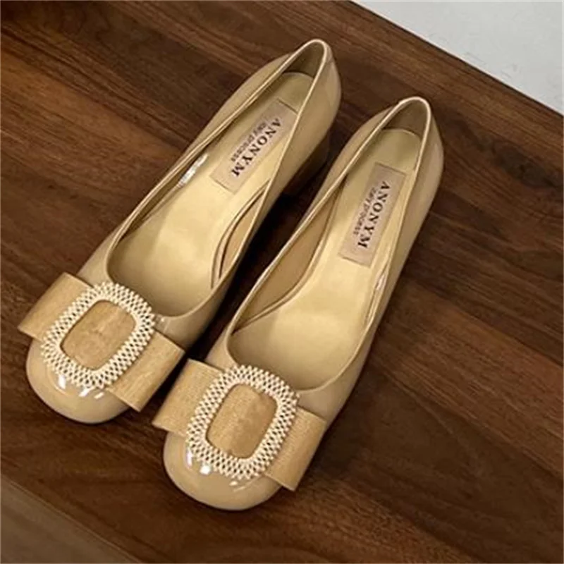 Crystal Buckle Shoes for Lady Round Toe Women Churry High Heels Patent Leather Shallow Tacones Female Pumps Solid Zapatos Mujer
Crystal Buckle Shoes for Lady Round Toe Women Churry High Heels Patent Leather Shallow Tacones Female Pumps Solid Zapatos Mujer