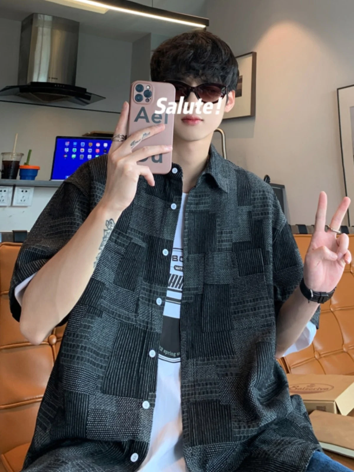 Slim Fit ort Sve Denim irt Men's Summer Thin Casual Sle Retro Plaid irt High End Feelings Leisure Workwear Jaet
Slim Fit ort Sve Denim irt Men's Summer Thin Casual Sle Retro Plaid irt High End Feelings Leisure Workwear Jaet