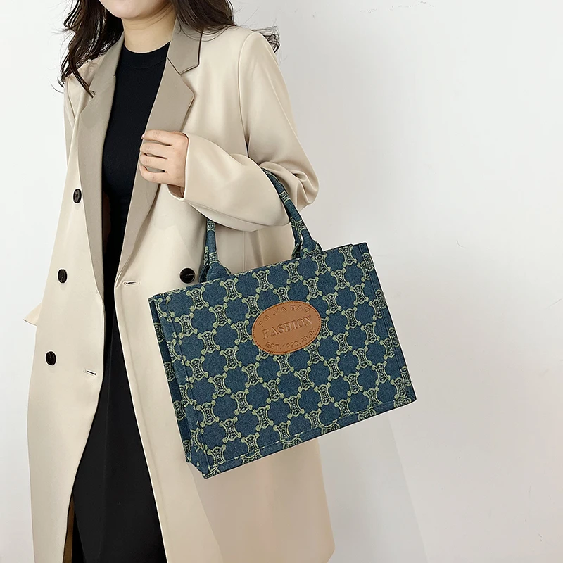 Stylish Messenger Bag for Women, Leather Crossbody Shoulder Purse, Designer Handbag Ladies Elegant Classic
Stylish Messenger Bag for Women, Leather Crossbody Shoulder Purse, Designer Handbag Ladies Elegant Classic