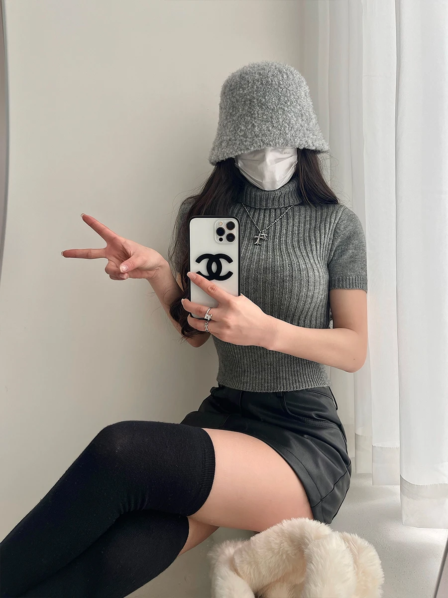 Young Girl Day Pure Desire Spicy Short Sleeve High Collar Knitted Top Women's Slim Fit Elastic Bottom Base Layer Shirt
Young Girl Day Pure Desire Spicy Short Sleeve High Collar Knitted Top Women's Slim Fit Elastic Bottom Base Layer Shirt