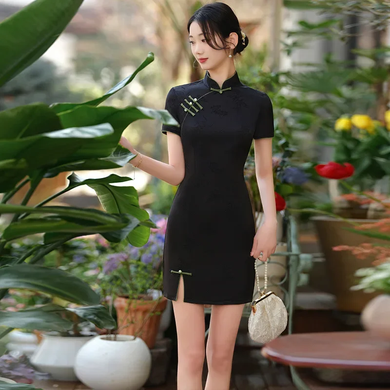 2023 New Black Short Cheongsam Handmade Button Short Sleeve Elegant Sexy Qipao Floral Women Vintage Dress S To 3XL
2023 New Black Short Cheongsam Handmade Button Short Sleeve Elegant Sexy Qipao Floral Women Vintage Dress S To 3XL