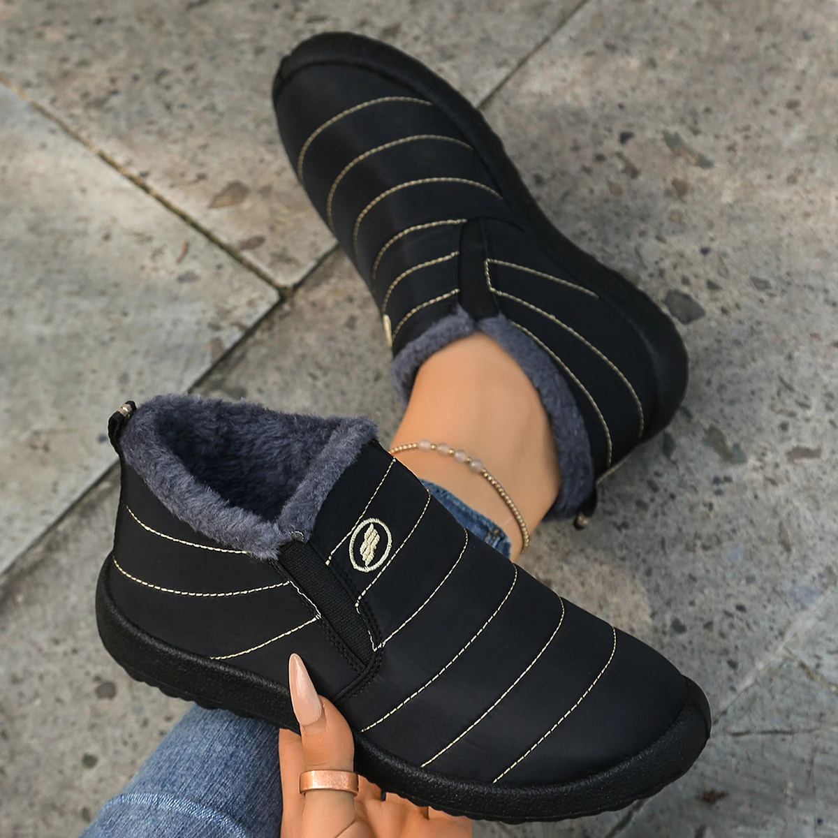 Мужские и женские зимние полусапожки, удобные и теплые, кожаные водонепроницаемые, бесплатная доставка для уличных зимних сапог.
Мужские и женские зимние полусапожки, удобные и теплые, кожаные водонепроницаемые, бесплатная доставка для уличных зимних сапог.