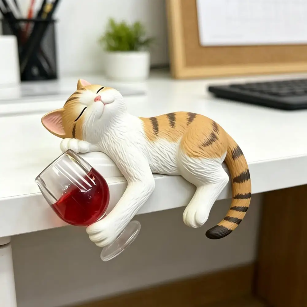 Resin Cat Ornament Kitten Holding Wine Glass Statue Lying Kitty Ornament for Garden Balcony Indoor Outdoor Shelf Decor
Resin Cat Ornament Kitten Holding Wine Glass Statue Lying Kitty Ornament for Garden Balcony Indoor Outdoor Shelf Decor