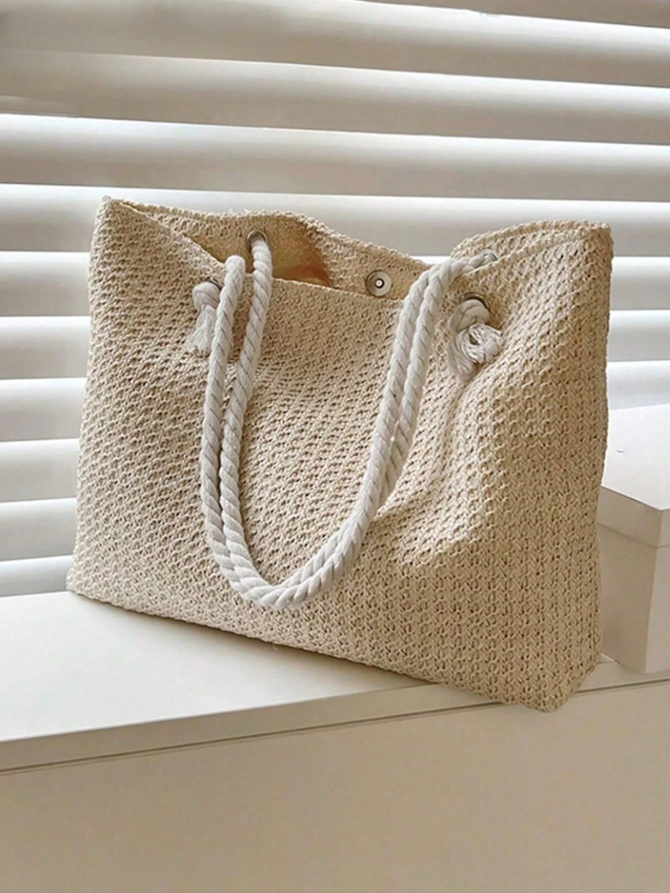 Large Capacity Woven Tote Bag, Lightweight Shopping Shoulder Bag, Summer Travel Essential, Women's Holiday Handbag Backpack, Portable
Large Capacity Woven Tote Bag, Lightweight Shopping Shoulder Bag, Summer Travel Essential, Women's Holiday Handbag Backpack, Portable