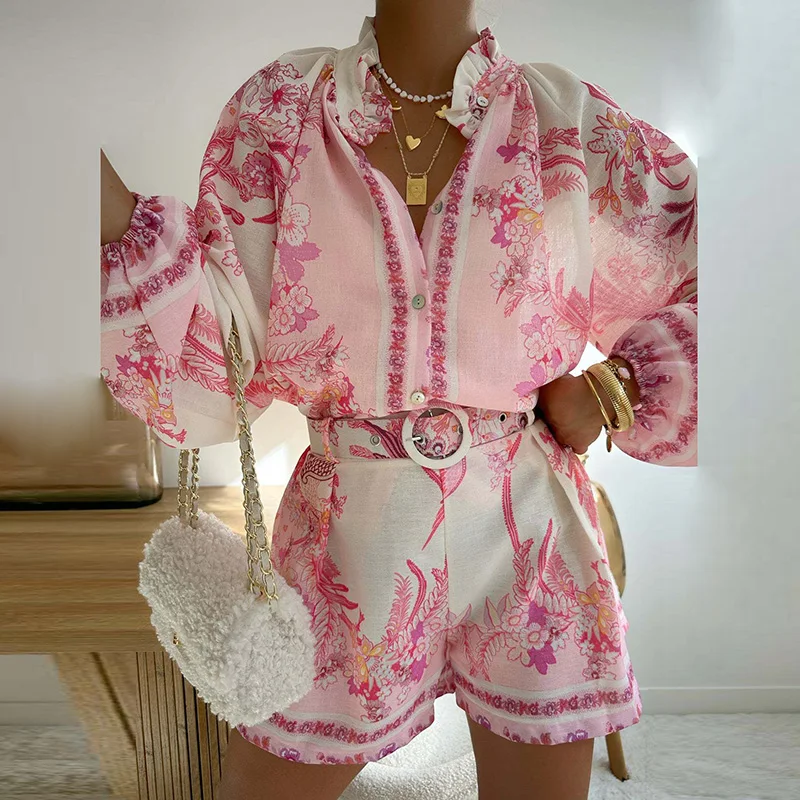 Ladies Sexy V Neck Top with Shorts Holiday Suits Fashion Street Bohemian Outfits New Pattern Printed Long Sleeved Two Piece Sets
Ladies Sexy V Neck Top with Shorts Holiday Suits Fashion Street Bohemian Outfits New Pattern Printed Long Sleeved Two Piece Sets