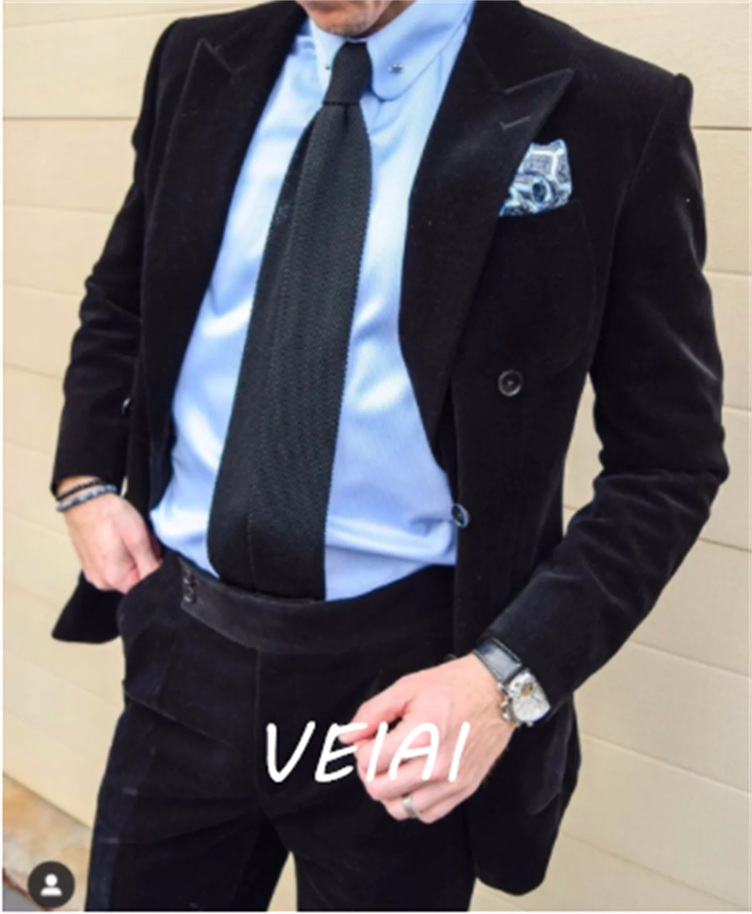 CustomizedBlack Velvet Wedding Men Suits Slim Fit Double Breasted 2 Pieces Groom Tuxedo for Prom Peaked Lapel Blazer with Pants
CustomizedBlack Velvet Wedding Men Suits Slim Fit Double Breasted 2 Pieces Groom Tuxedo for Prom Peaked Lapel Blazer with Pants
