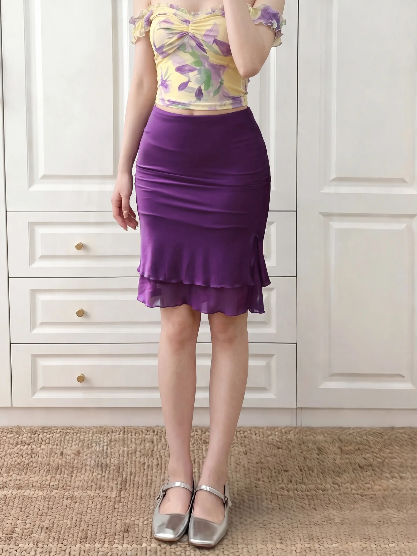 Slimming Purple Satin High Waist Split Half-length Skirt Women's Summer Small Size Great Aesthetic Butt-hugging Short Skirt
Slimming Purple Satin High Waist Split Half-length Skirt Women's Summer Small Size Great Aesthetic Butt-hugging Short Skirt