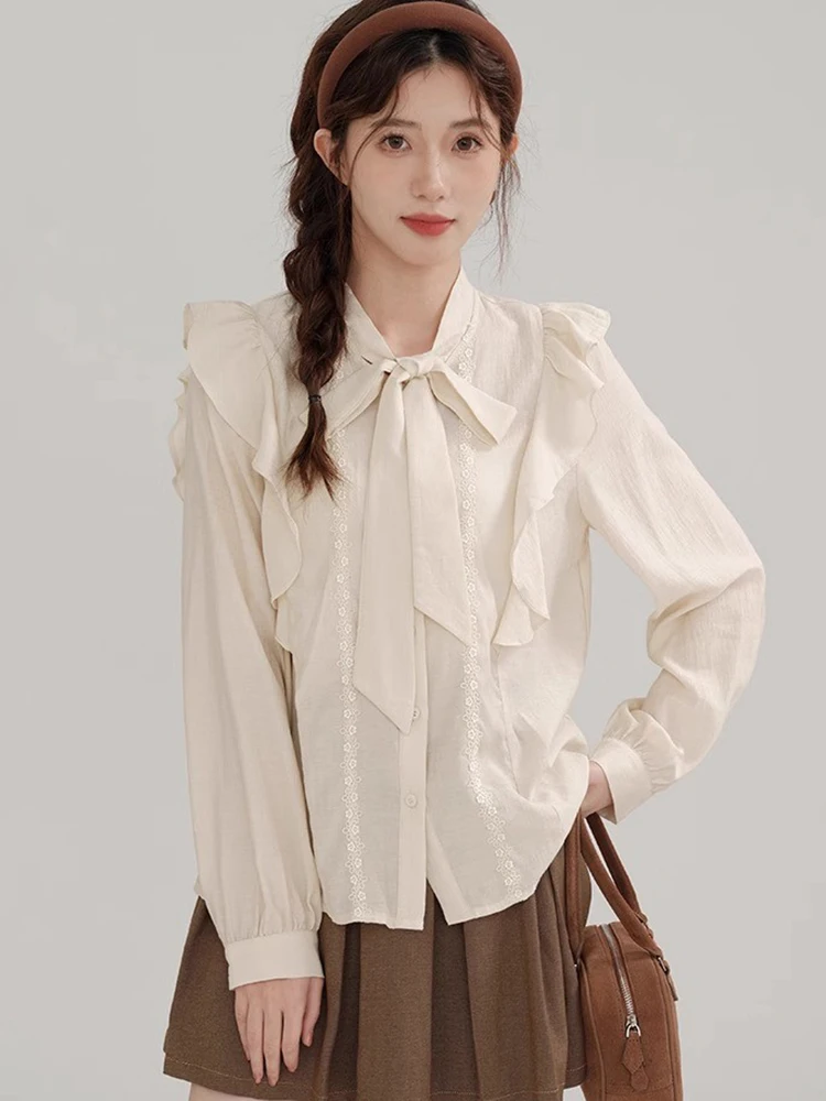 Retro Ruffles Women Shirt Autumn French Elegant Bow Button Long Sleeve Blouse Sweet Vintage Lace Up Gentle Temperament New Tops
Retro Ruffles Women Shirt Autumn French Elegant Bow Button Long Sleeve Blouse Sweet Vintage Lace Up Gentle Temperament New Tops