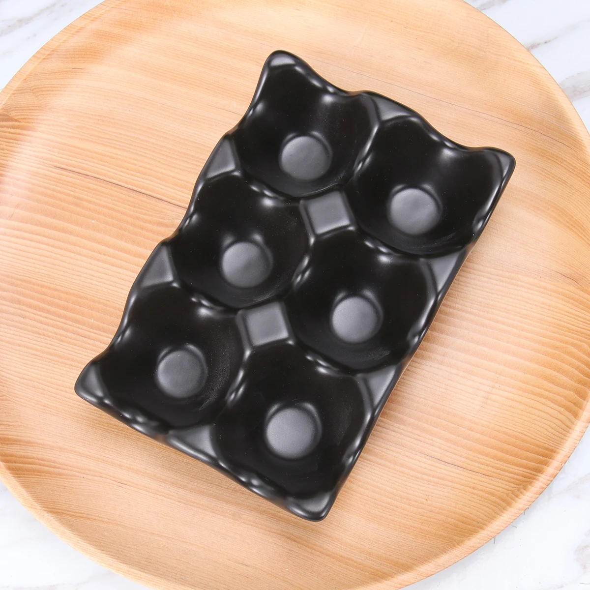 Ceramic Holder Anti-Slip 6 Grids Egg Storage Box Refrigerator Organizer Refrigerator Egg Holder For Kitchen Home Use Black
Ceramic Holder Anti-Slip 6 Grids Egg Storage Box Refrigerator Organizer Refrigerator Egg Holder For Kitchen Home Use Black