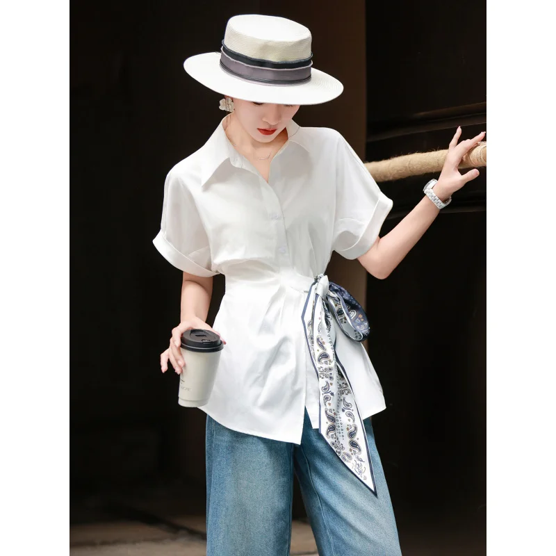 MEXCOCO 2026 Summer New Commuter Lyocell Shirt Women Waist Tie Scarf Design Slim Blouse
MEXCOCO 2026 Summer New Commuter Lyocell Shirt Women Waist Tie Scarf Design Slim Blouse