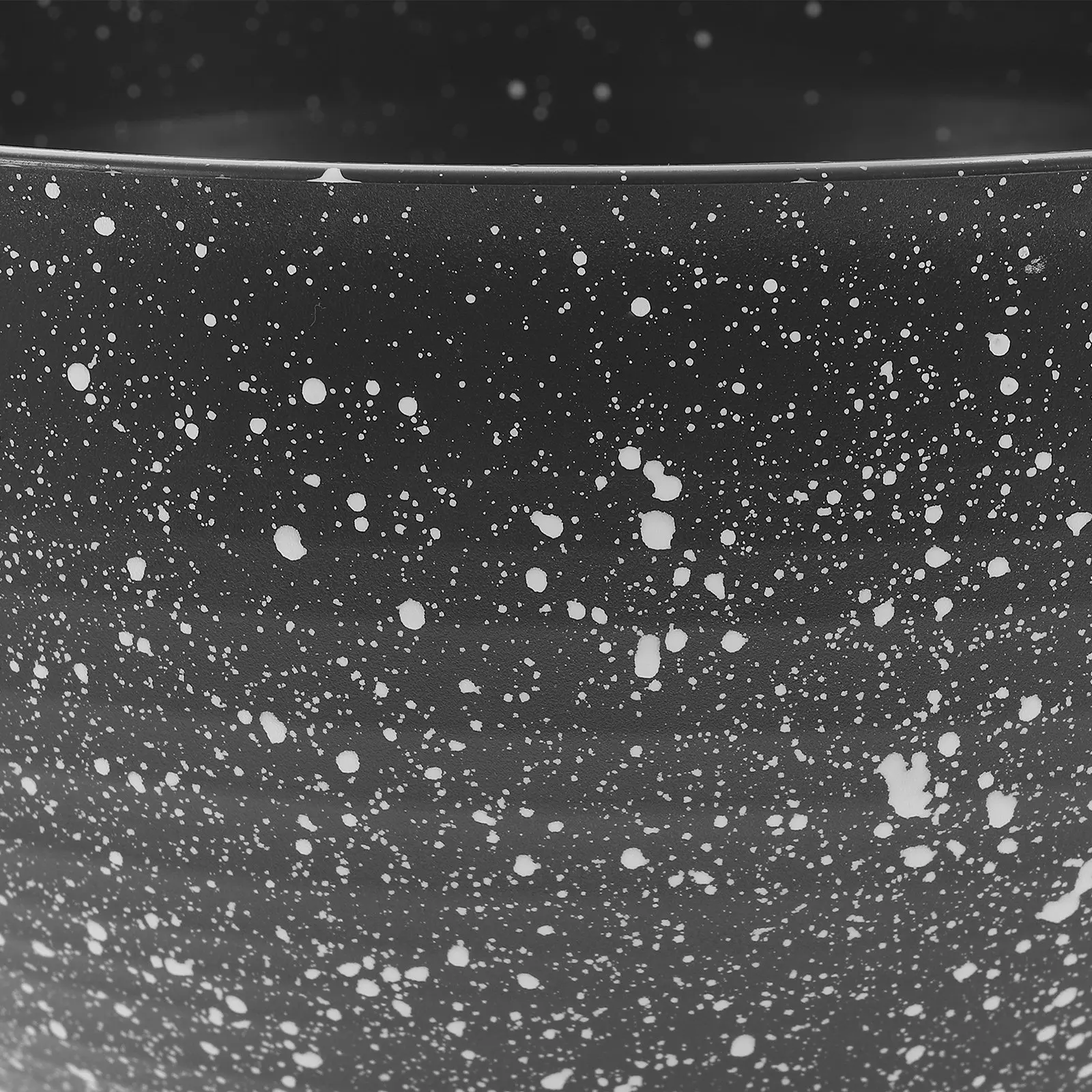 Hydroponic Plant Pot Plastic Flowerpot with Smooth Surface Ideal for Daffodil Lotus Fish Bowl Indoor Outdoor Garden Decoration
Hydroponic Plant Pot Plastic Flowerpot with Smooth Surface Ideal for Daffodil Lotus Fish Bowl Indoor Outdoor Garden Decoration