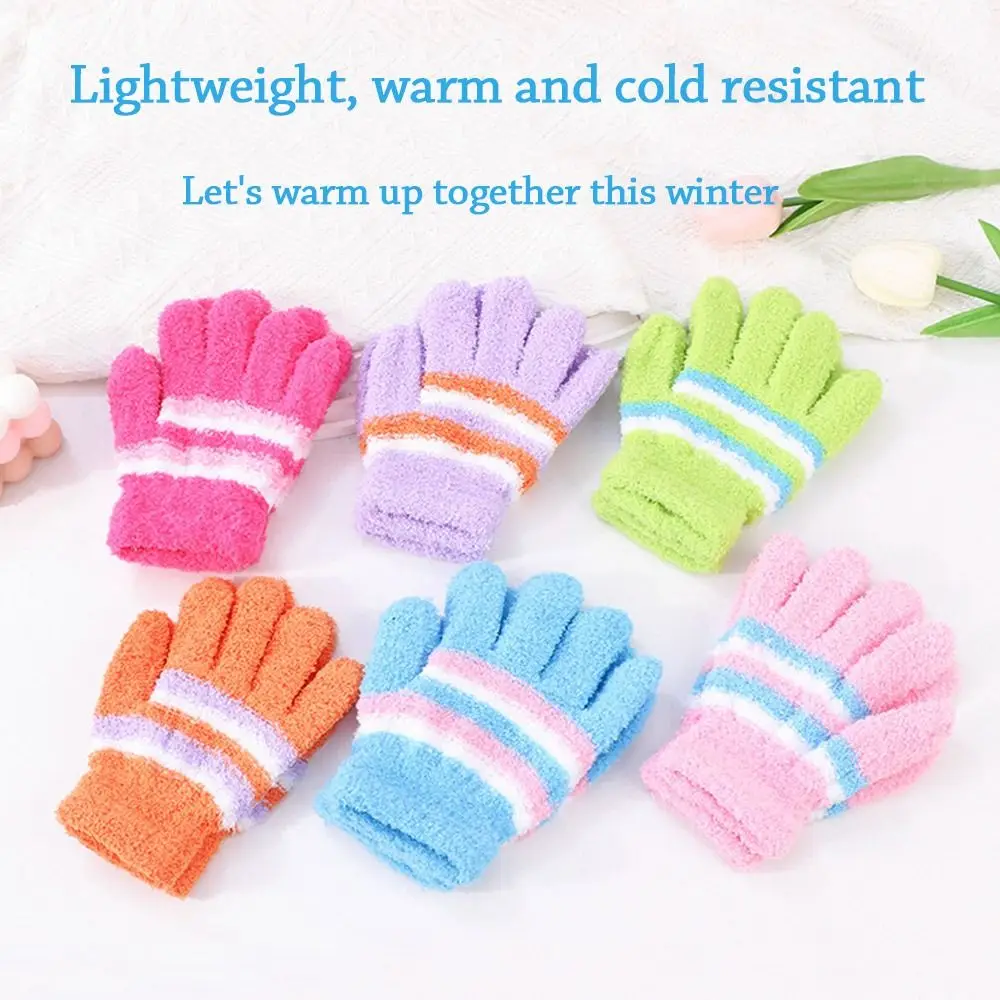 Fashion Warm Kids Winter Gloves Coldproof Windproof Baby Gloves Soft Candy Color Knitted Gloves for 6-9 Years Old Outdoor 
Fashion Warm Kids Winter Gloves Coldproof Windproof Baby Gloves Soft Candy Color Knitted Gloves for 6-9 Years Old Outdoor
