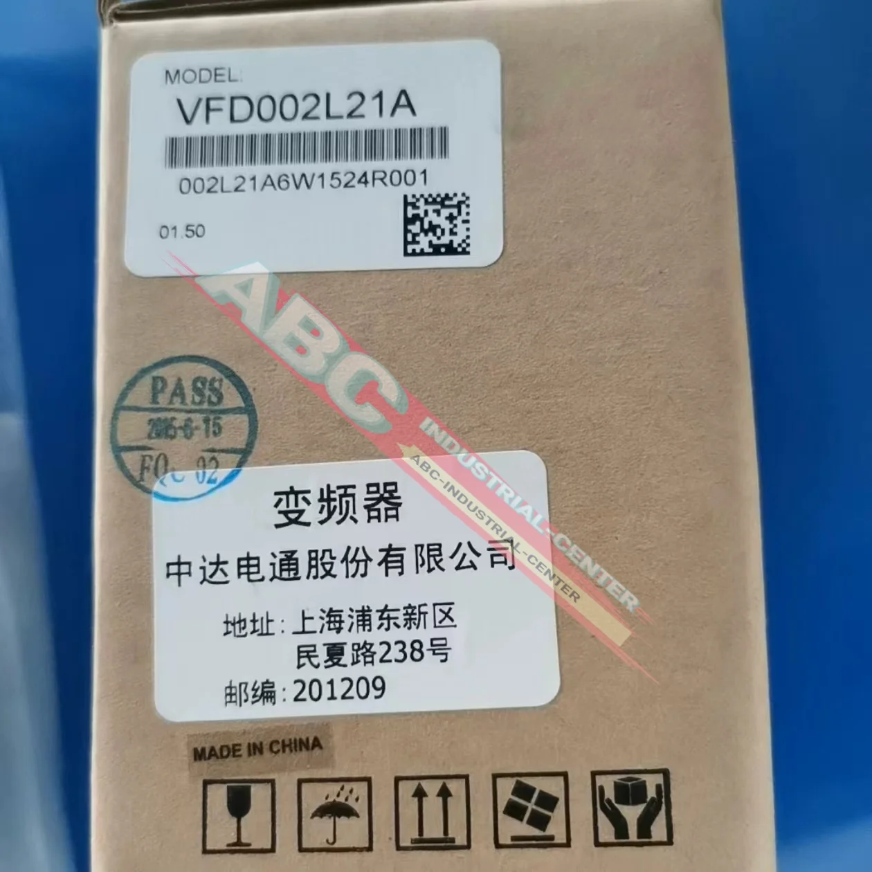 VFD001L21A VFD002L21A новый инвертор
VFD001L21A VFD002L21A новый инвертор