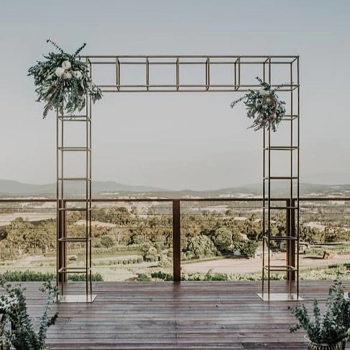 Elegant gold Wedding Arch Frame Metal Arch Backdrop Wedding floral arch wedding baby shower decoration backdrops for event
Elegant gold Wedding Arch Frame Metal Arch Backdrop Wedding floral arch wedding baby shower decoration backdrops for event