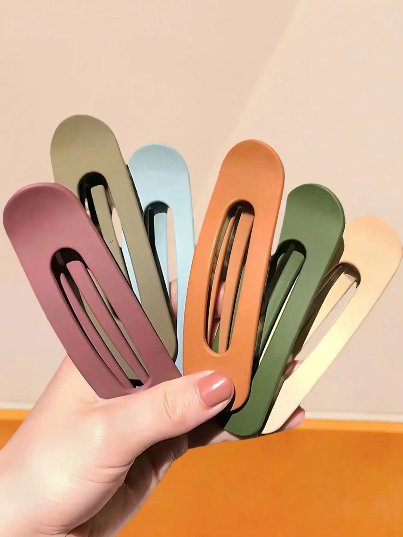 10/5pcs/Set Colorful High-Grip Hair Clip Assortment, From Sophisticated Earth Tones To Fresh Macaron Colors, Meeting Different Matching Needs - Suitable For Girls And Women, Can Firmly Hold Hair, Whether Bangs, Side Wisps, Or Updos, Can Easily Handle, Not
10/5pcs/Set Colorful High-Grip Hair Clip Assortment, From Sophisticated Earth Tones To Fresh Macaron Colors, Meeting Different Matching Needs - Suitable For Girls And Women, Can Firmly Hold Hair, Whether Bangs, Side Wisps, Or Updos, Can Easily Handle, Not