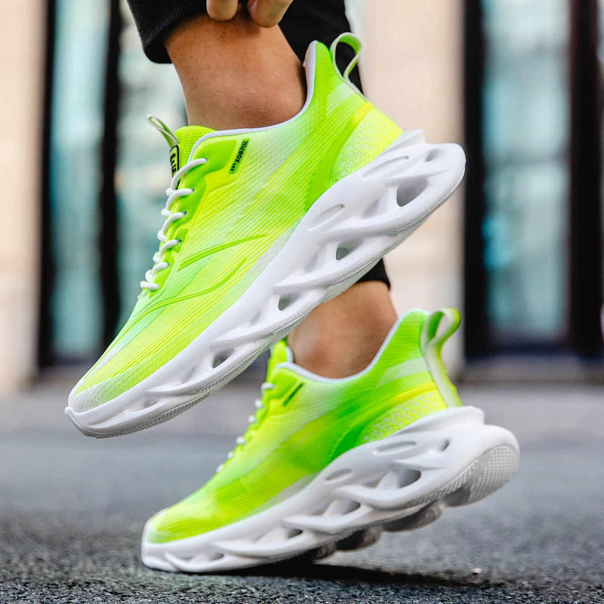 Mens Sports Shoes Student Summer Breathe Casual Lace-up Running Shoes Lightweight Trendy Mesh Comfortable Sneakers Man
Mens Sports Shoes Student Summer Breathe Casual Lace-up Running Shoes Lightweight Trendy Mesh Comfortable Sneakers Man