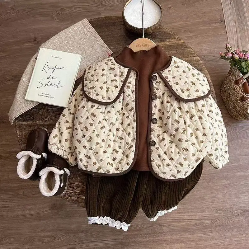 Coat Autumn Winter Girl Loose Cotton Baby Children Personality Tide Korean Forest Broken Flowers Doll Collar Cotton 2025 New 
Coat Autumn Winter Girl Loose Cotton Baby Children Personality Tide Korean Forest Broken Flowers Doll Collar Cotton 2025 New