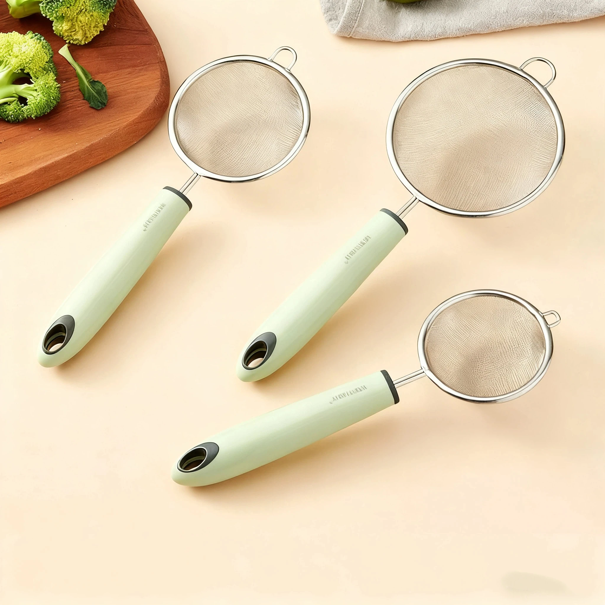 Multi-functional Filter Spoon 304 Stainless Steel Fine Mesh Flour Sieve Colander Plastic Handle Food Strainer Kitchen Gadgets
Multi-functional Filter Spoon 304 Stainless Steel Fine Mesh Flour Sieve Colander Plastic Handle Food Strainer Kitchen Gadgets
