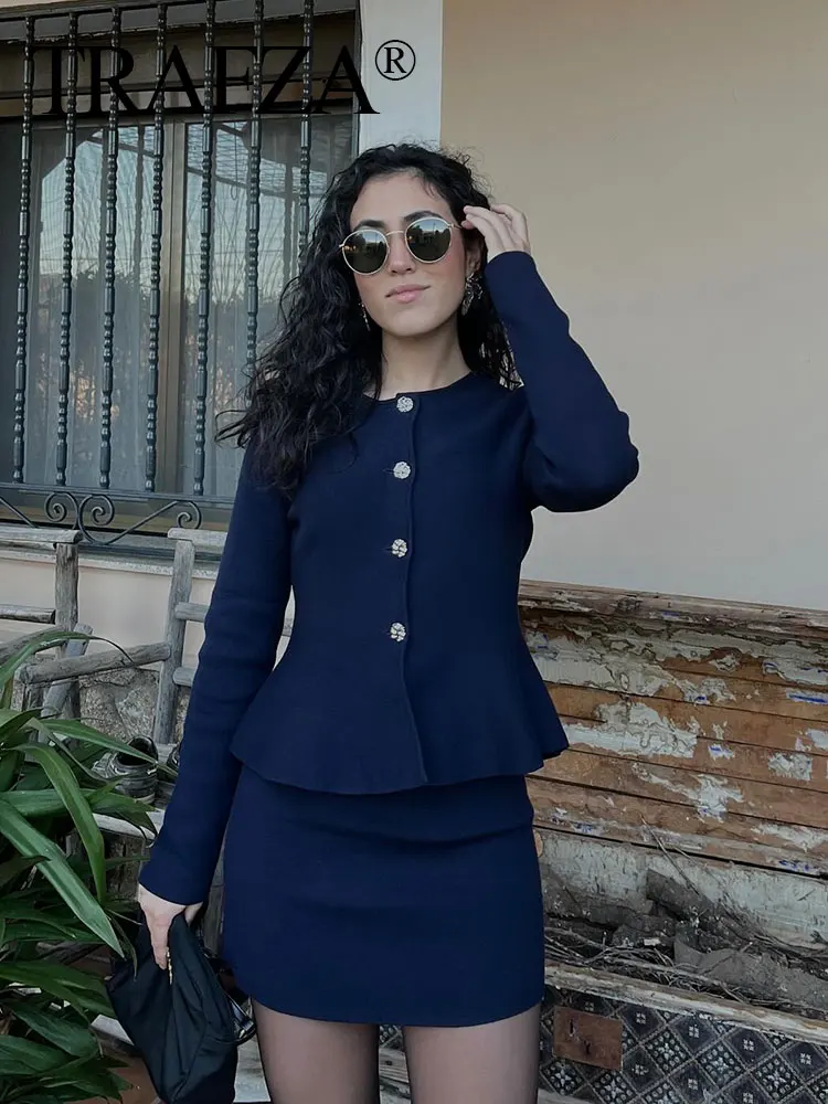 TRAFZA Women Fashion O-Neck Single Breasted Long Sleeve Knitted Cardigan Top+Elastic Waist High Street Mini Skirt 2 Piece Set
TRAFZA Women Fashion O-Neck Single Breasted Long Sleeve Knitted Cardigan Top+Elastic Waist High Street Mini Skirt 2 Piece Set