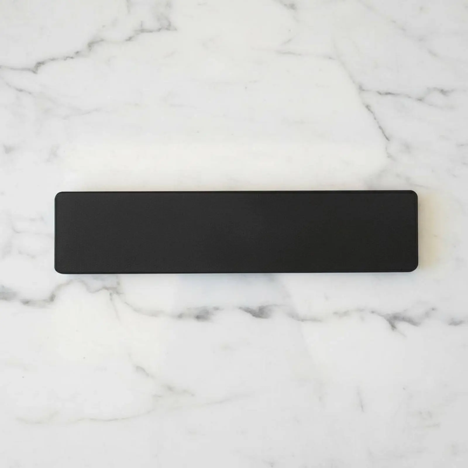DIY Cuttable Sink Mat Countertop Protection Kitchen Sink Water Defensive Covering Household Supply Non-Slip for Bathroom
DIY Cuttable Sink Mat Countertop Protection Kitchen Sink Water Defensive Covering Household Supply Non-Slip for Bathroom
