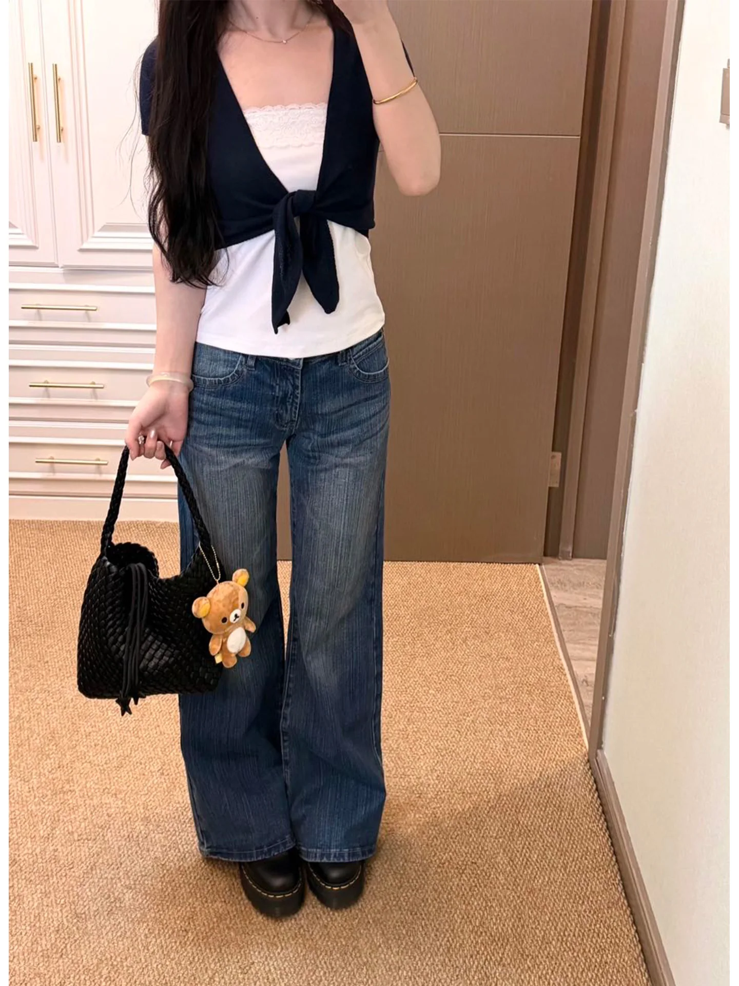 Deep Blue Wide Leg Slim Fit Jeans American Style Lazy Fashion High Waist Straight Leg Casual Women's Premium Denim Spring Summer
Deep Blue Wide Leg Slim Fit Jeans American Style Lazy Fashion High Waist Straight Leg Casual Women's Premium Denim Spring Summer