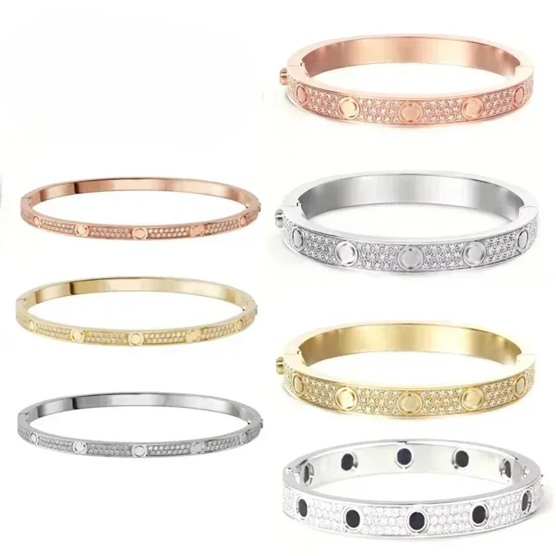 2025 Classic Luxury S925 Three Row Double Row Diamond Lock Mechanism Bracelet - Comes with Screwdriver
2025 Classic Luxury S925 Three Row Double Row Diamond Lock Mechanism Bracelet - Comes with Screwdriver