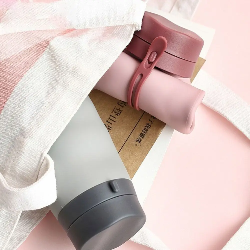 600ML Folding Water Bottle High Temperature Resistant Leak Proof Collapsible Water Cup Reuseable Food Grade Silicone
600ML Folding Water Bottle High Temperature Resistant Leak Proof Collapsible Water Cup Reuseable Food Grade Silicone