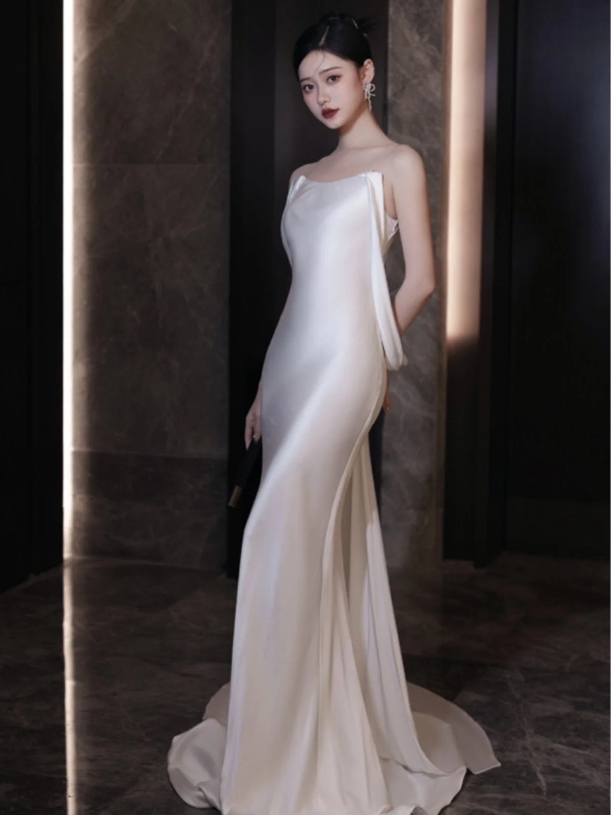 Simple Ele One-oulder White Bridal Dr Slimming Fi Tail Wedding Dr Light Travel-Friendly Gown with Train for Brides
Simple Ele One-oulder White Bridal Dr Slimming Fi Tail Wedding Dr Light Travel-Friendly Gown with Train for Brides