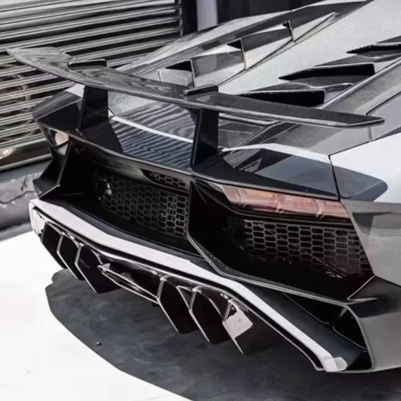 Задний спойлер/спойлер на багажник из сухого карбона в стиле LP750 SV для Lamborghini Aventador LP700 LP720 (обновление)
Задний спойлер/спойлер на багажник из сухого карбона в стиле LP750 SV для Lamborghini Aventador LP700 LP720 (обновление)