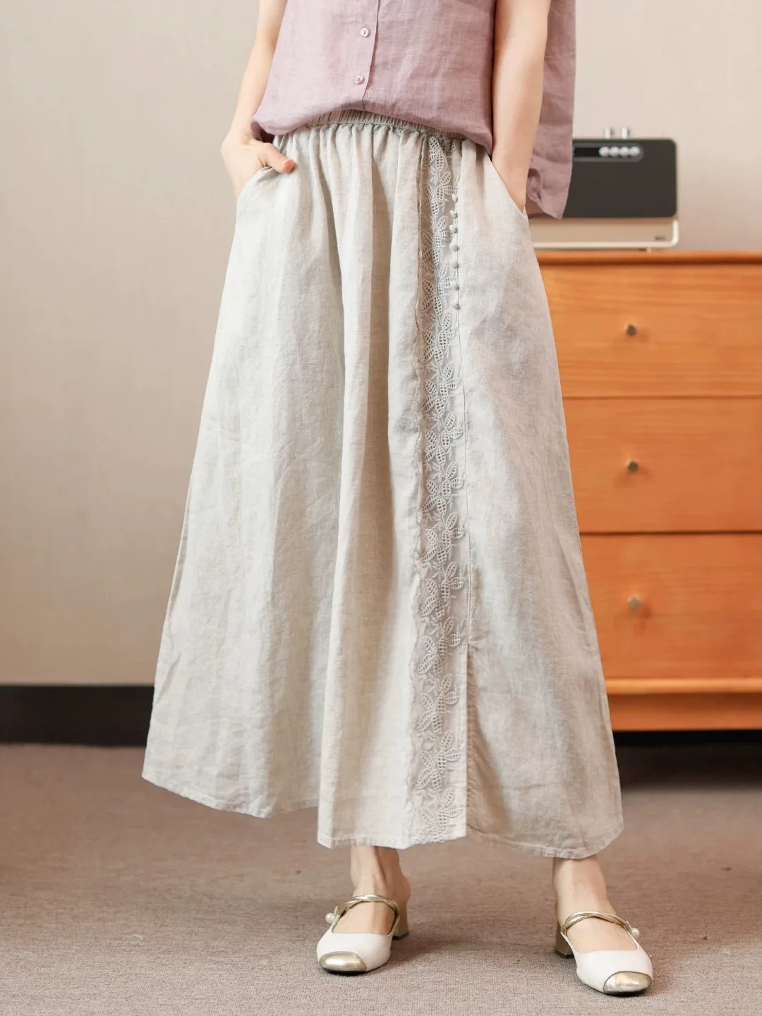 Summer 2026 New Pure Color Women's Loose High Waist Artistic Style Half-length Skirt Casual Versatile Slimming Long Dress
Summer 2026 New Pure Color Women's Loose High Waist Artistic Style Half-length Skirt Casual Versatile Slimming Long Dress