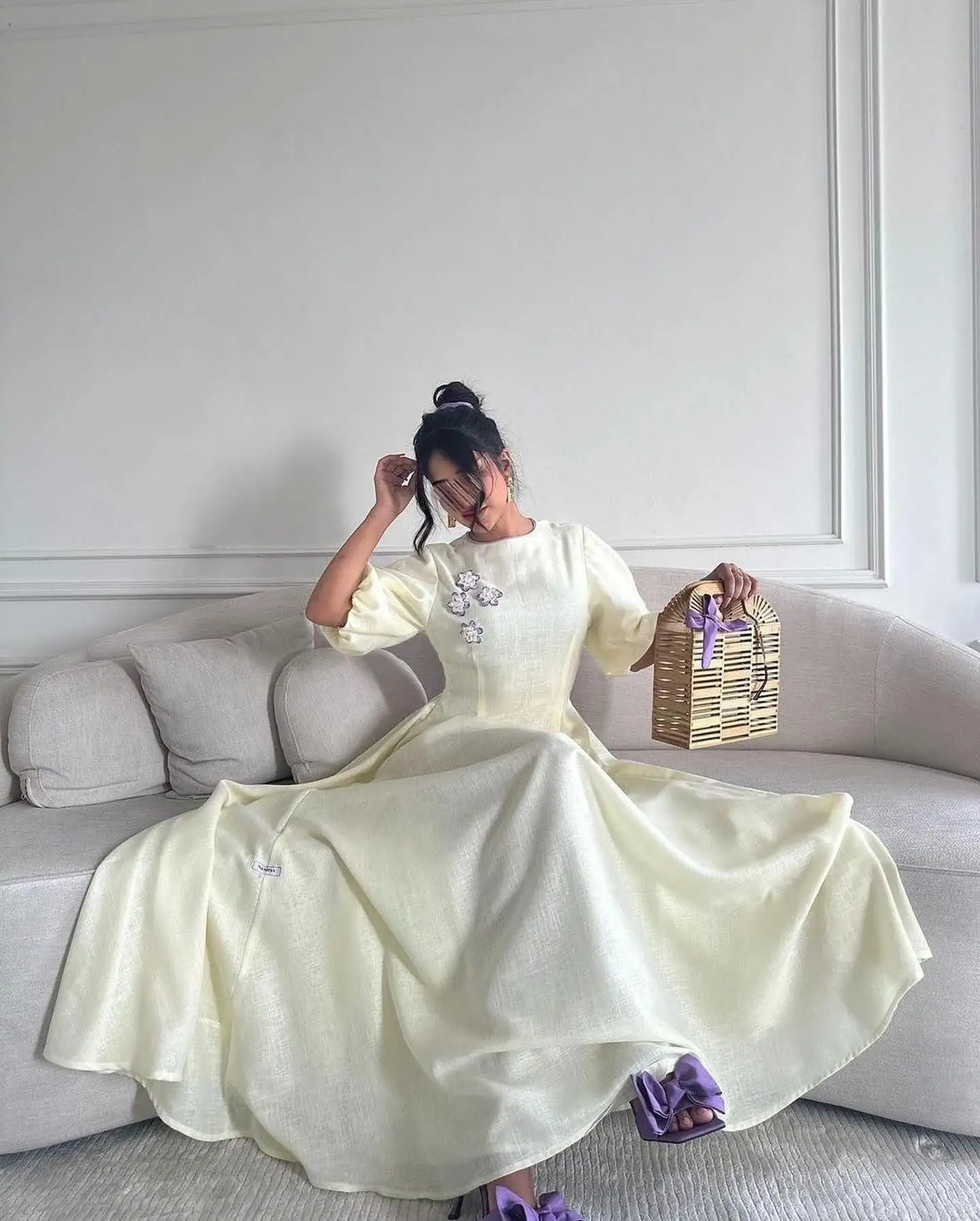 Customized Jersey A-Line Appliques and Bow Evening Dress O-neck Floor Length Half Sleeves Backless Open Back Panel Train
Customized Jersey A-Line Appliques and Bow Evening Dress O-neck Floor Length Half Sleeves Backless Open Back Panel Train