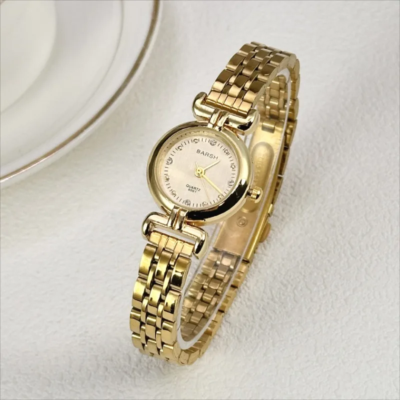 Gold Steel Strip Quartz Watch Simple Small Dial Watches for Women Brand Wristwatches Luxury Gift Clock Reloj De Mujer Wholesale
Gold Steel Strip Quartz Watch Simple Small Dial Watches for Women Brand Wristwatches Luxury Gift Clock Reloj De Mujer Wholesale