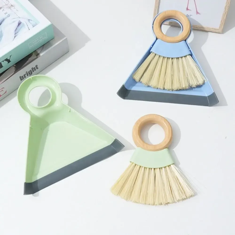 Soft Brush Mini Broom Dustpan Set Hanging Wooden Handle Desktop Broom Brushes Household Cleaning Plastic
Soft Brush Mini Broom Dustpan Set Hanging Wooden Handle Desktop Broom Brushes Household Cleaning Plastic