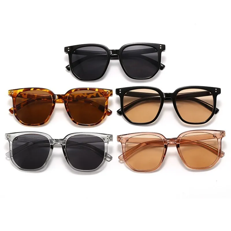 Fashion square Sunglasses Women Vintage luxury Brand Designer Sun Glasses Female Shades Eyewear Sunglasses for women men
Fashion square Sunglasses Women Vintage luxury Brand Designer Sun Glasses Female Shades Eyewear Sunglasses for women men