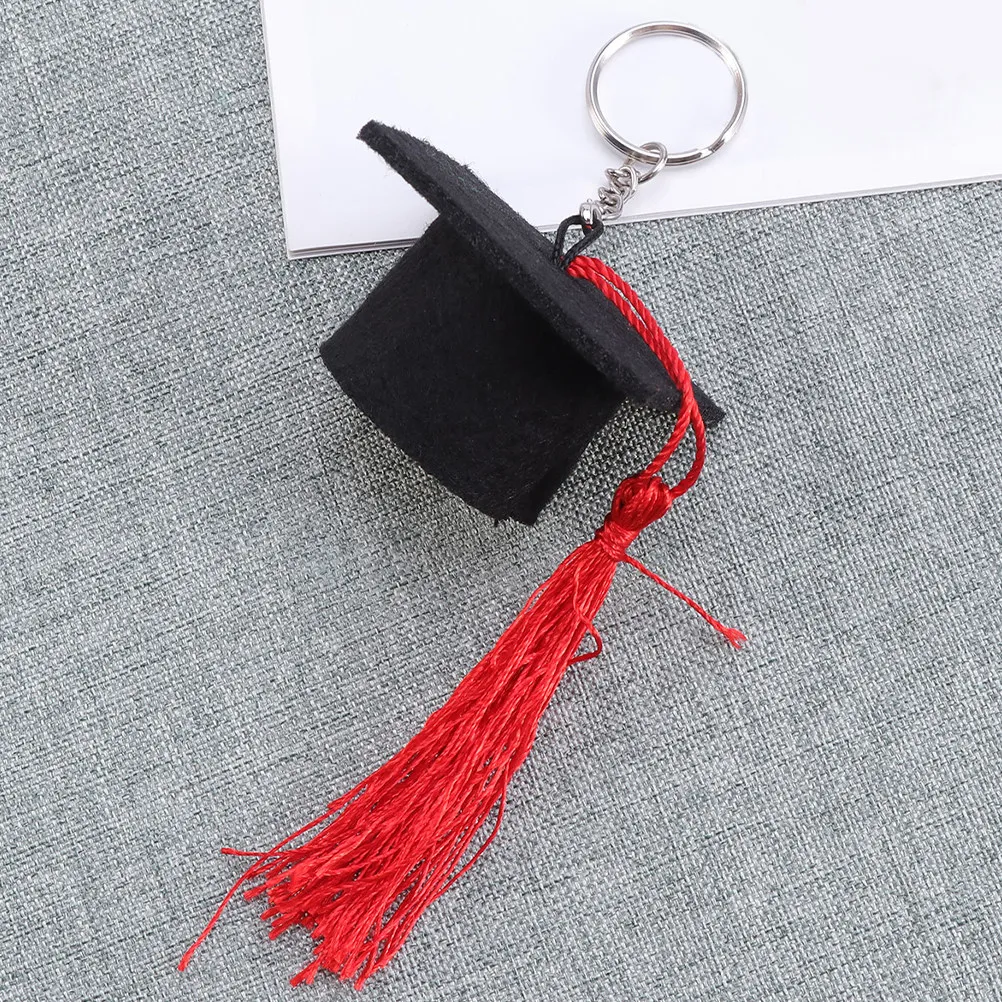 2Pcs Graduation Cap Keychains Sturdy Pendant Organizer for Keys Bags Backpacks Graduation Party Favor Key Hanging Ornament
2Pcs Graduation Cap Keychains Sturdy Pendant Organizer for Keys Bags Backpacks Graduation Party Favor Key Hanging Ornament