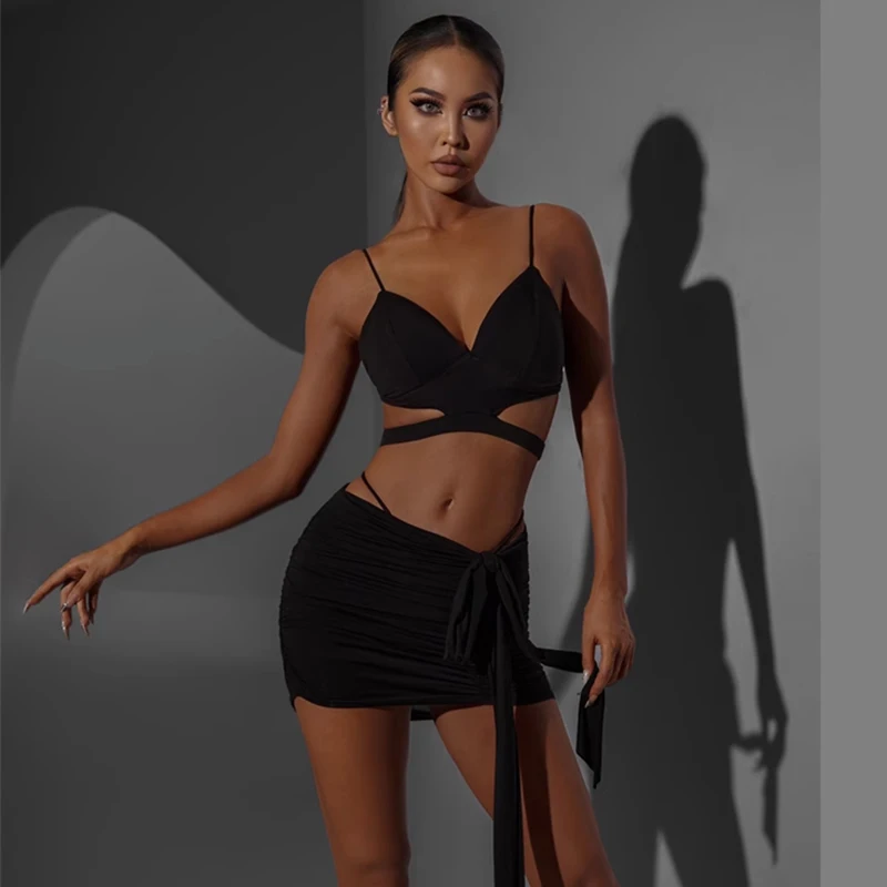 Adults Chacha Samba Rumba Latin Dance Costume Sexy Cross Strap Latin Top Short Skirt For Women Latin Dance Competition Wear 8548
Adults Chacha Samba Rumba Latin Dance Costume Sexy Cross Strap Latin Top Short Skirt For Women Latin Dance Competition Wear 8548