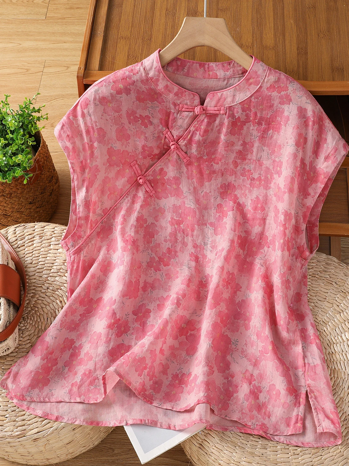 Новый китайский национальный тренд, антивозрастной льняной с принтом Svel irt, большой размер, женский повседневный жилет с тонким воротником-стойкой
Новый китайский национальный тренд, антивозрастной льняной с принтом Svel irt, большой размер, женский повседневный жилет с тонким воротником-стойкой