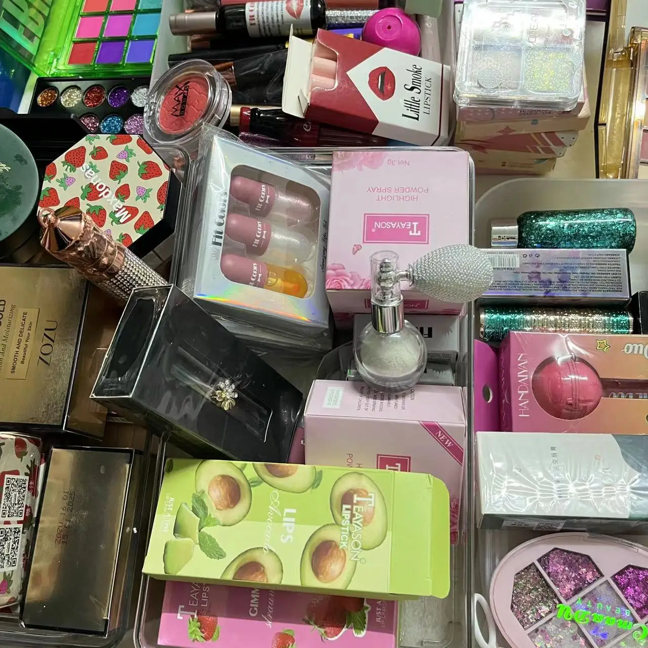 Набор для макияжа tiktok(grace88 _ UK) в прямом эфире из 30 предметов
Набор для макияжа tiktok(grace88 _ UK) в прямом эфире из 30 предметов