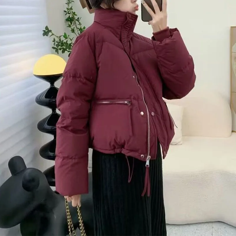 Autumn Winter New Women Parkas Korean Fashion Solid Stand Collar Pockets Zipper Short Thicken Cardigan Bread Cotton Coats Tops
Autumn Winter New Women Parkas Korean Fashion Solid Stand Collar Pockets Zipper Short Thicken Cardigan Bread Cotton Coats Tops
