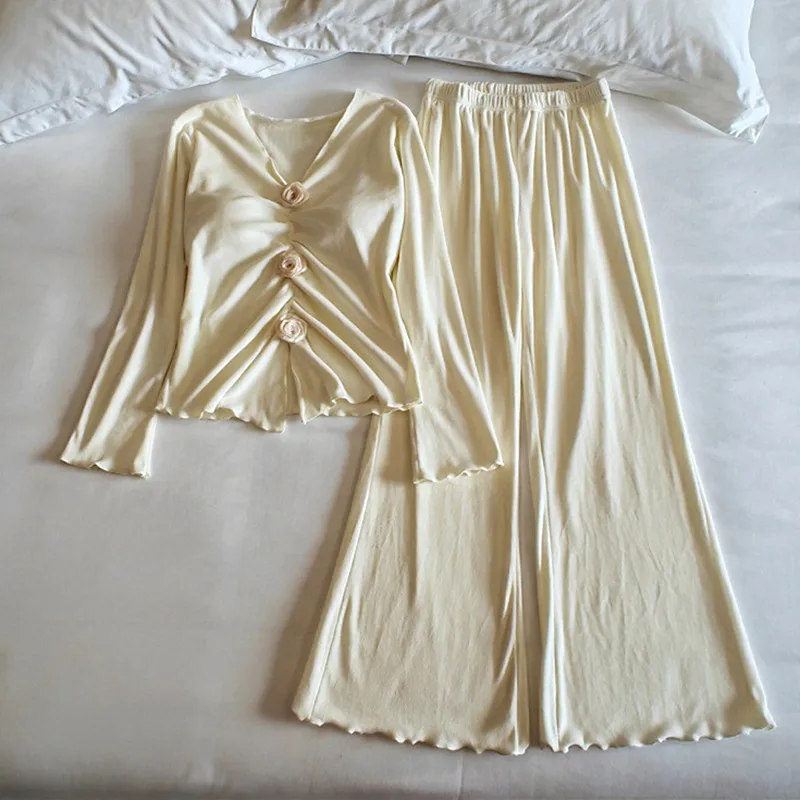 Warm Winter Nightwear Sexy V Neck Chest Pad Top Pant Suit Island Velvet Pajama Set Woman Korean Sleepwear For Sleeping Home
Warm Winter Nightwear Sexy V Neck Chest Pad Top Pant Suit Island Velvet Pajama Set Woman Korean Sleepwear For Sleeping Home