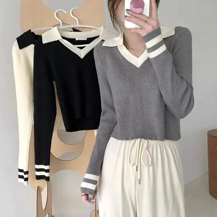 Slim Fit Ladies Long Sleeve Knitted V-Neck Shirt Thin Versatile Base Layer Top for Autumn Winter Fashion Casual Wear
Slim Fit Ladies Long Sleeve Knitted V-Neck Shirt Thin Versatile Base Layer Top for Autumn Winter Fashion Casual Wear