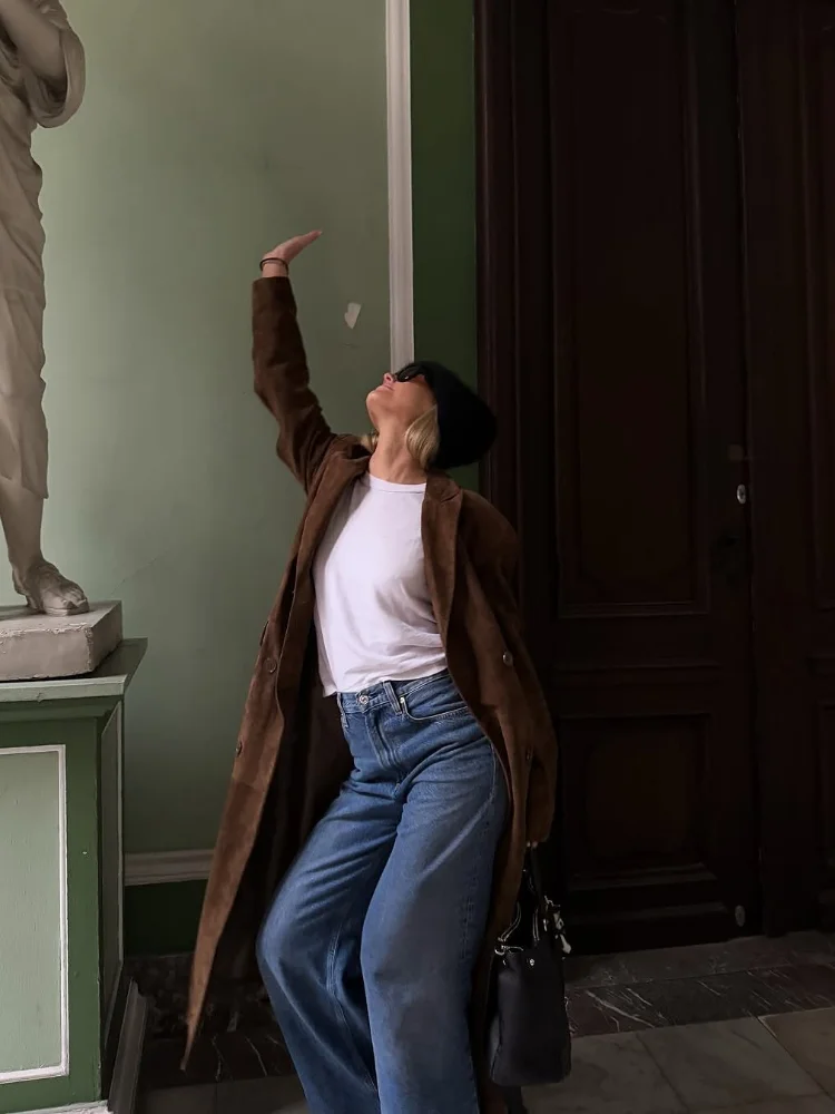 Elegant Woolen Women Overcoat Fashion Solid Lapel Full Sleeve Double Breasted Loose Long Coat Lady Daily Commute Street Jacket
Elegant Woolen Women Overcoat Fashion Solid Lapel Full Sleeve Double Breasted Loose Long Coat Lady Daily Commute Street Jacket