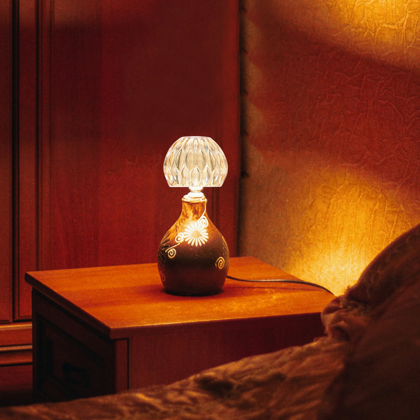 Glass Lamp Shade Transparent Design Suitable Table Lamp Cover Decorative Glass Lampshade for Reading Light
Glass Lamp Shade Transparent Design Suitable Table Lamp Cover Decorative Glass Lampshade for Reading Light