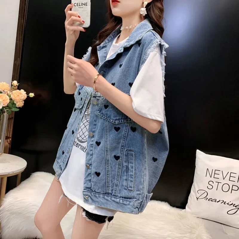 Vest Women Denim Jacket Summer 2022 Loose Korean Fashion Embroidery Jeans Waistcoat Top Single-Breasted Sleeveless Chaleco Mujer
Vest Women Denim Jacket Summer 2022 Loose Korean Fashion Embroidery Jeans Waistcoat Top Single-Breasted Sleeveless Chaleco Mujer