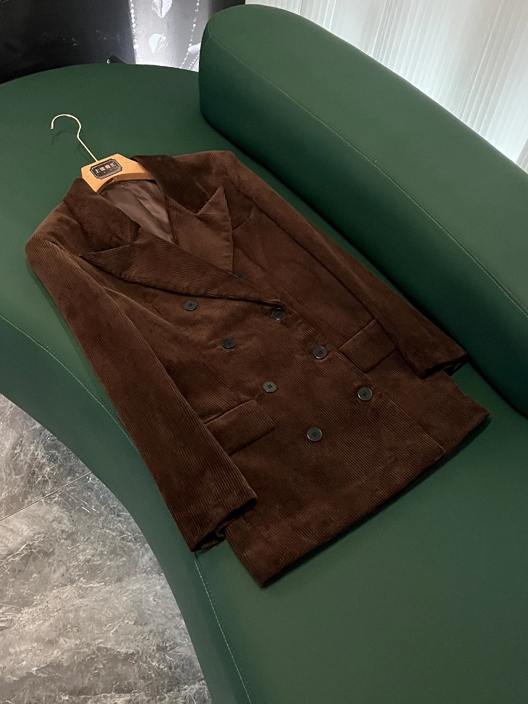 Casual Sle Corduroy Suit Jaet Women's Design Autumn 2025 Faionable Outerwear Long Sve Button Closure Mid-Length
Casual Sle Corduroy Suit Jaet Women's Design Autumn 2025 Faionable Outerwear Long Sve Button Closure Mid-Length