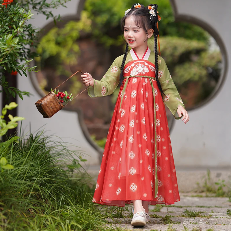 Hanfu Spring and autumn girls dress children tang suit Gu Fengru skirt Chinese style classical dance costumes super thin style
Hanfu Spring and autumn girls dress children tang suit Gu Fengru skirt Chinese style classical dance costumes super thin style