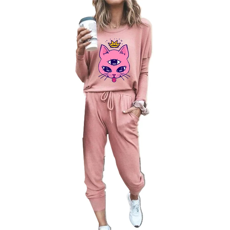 Women's Casual Two-piece Printed Fashion Graphic Top Loose Fitting Women's Pants Set Casual Long Sleeved Home Wear Jogging Set
Women's Casual Two-piece Printed Fashion Graphic Top Loose Fitting Women's Pants Set Casual Long Sleeved Home Wear Jogging Set