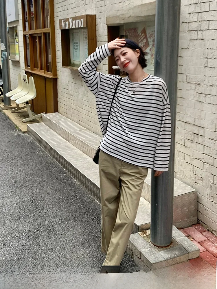 Bebe Casual Striped Long Sleeve round Neck T-Shirt Women's Thin Spring Summer Loose Personality Top Fashionable Commute Style
Bebe Casual Striped Long Sleeve round Neck T-Shirt Women's Thin Spring Summer Loose Personality Top Fashionable Commute Style