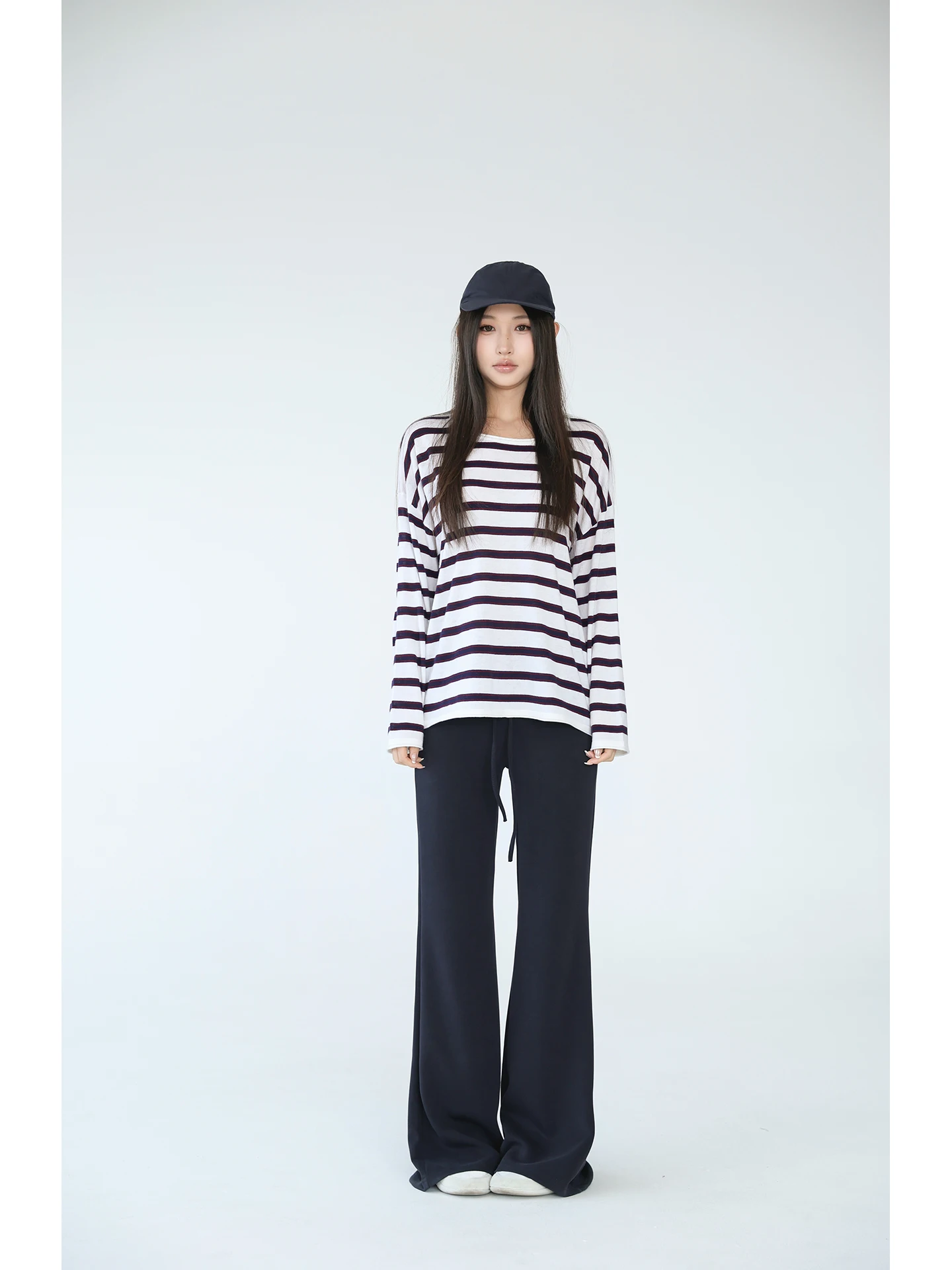 Double-Color Woolen Silk Hoodie Casual Loose Fit Long Sleeve round Neck Regular Length Striped Pattern Women's T-shirt
Double-Color Woolen Silk Hoodie Casual Loose Fit Long Sleeve round Neck Regular Length Striped Pattern Women's T-shirt